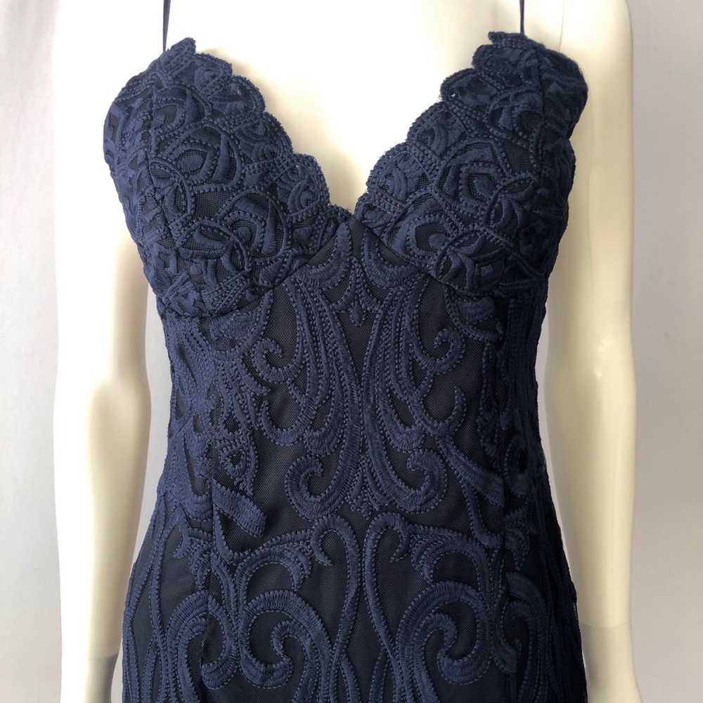 Navy Blue Bardot Lacy Gia Bodycon Dress. - Picture 2 of 3